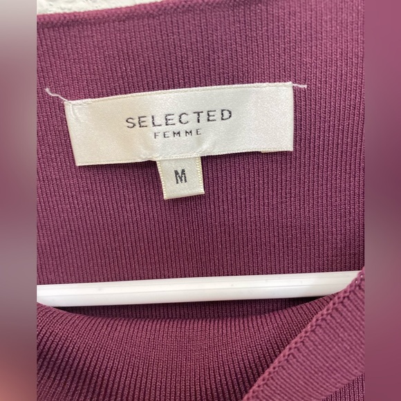 Selected Femme Maroon Sleeveless Top - Picture 3 of 3